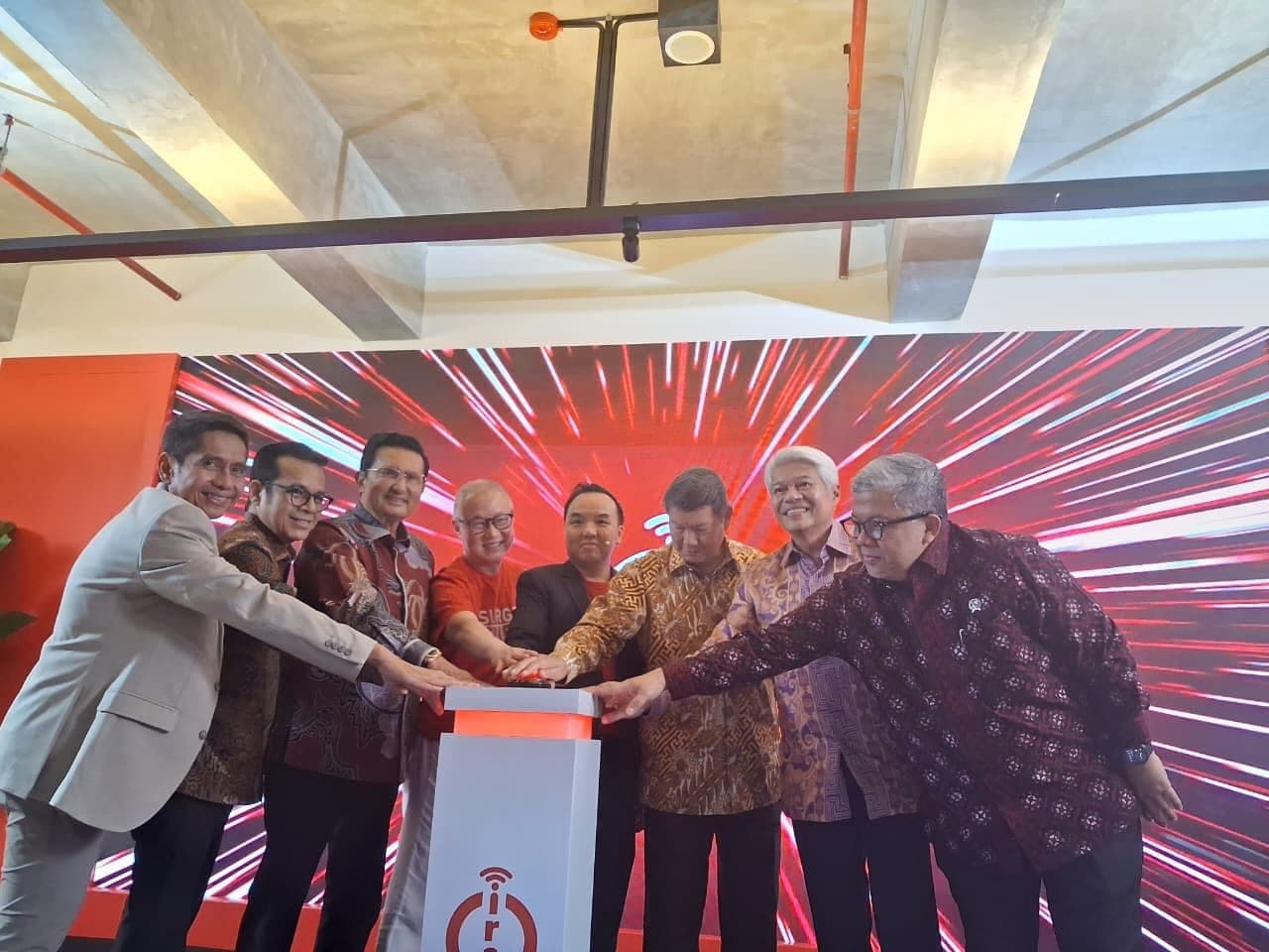Bersama Telemedia, Surge Perluas Jangkauan Internet Rakyat