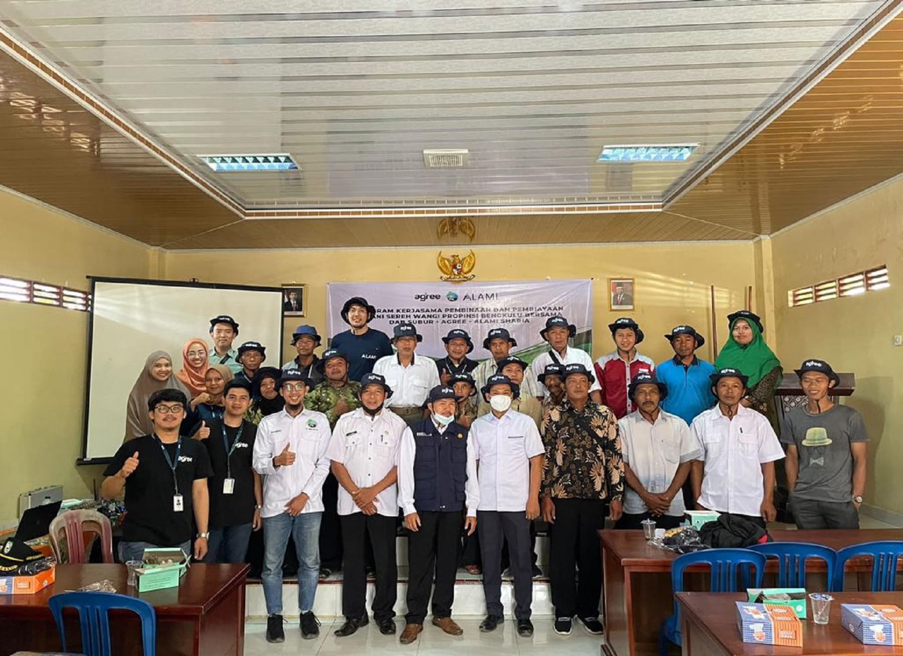 Teknologi IoT dari Platform Agree Bantu Budidaya Petani Serai Wangi Lebih Efisien