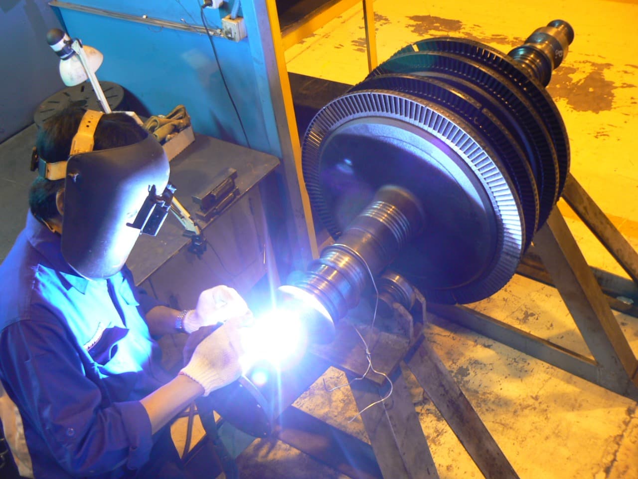 Megaproyek Kereta Cepat Jakarta-Bandung Peluang Besar Bagi SDM Pengelasan