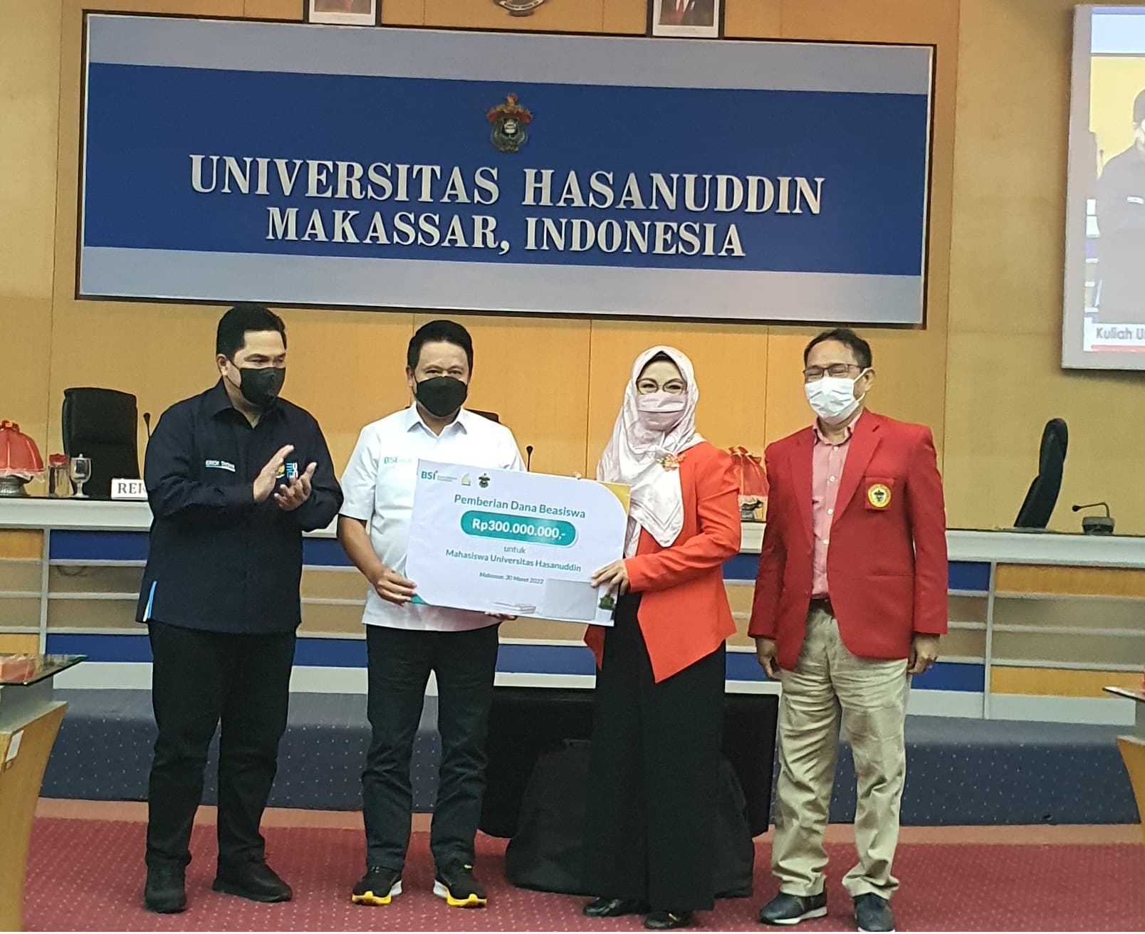 BSI Bagi-Bagi Beasiswa Hingga Rp300 Juta untuk Mahasiswa Unhas Makassar