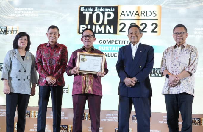 PTBA Berhasil Raih 3 Penghargaan Di Ajang Top BUMN Awards 2022