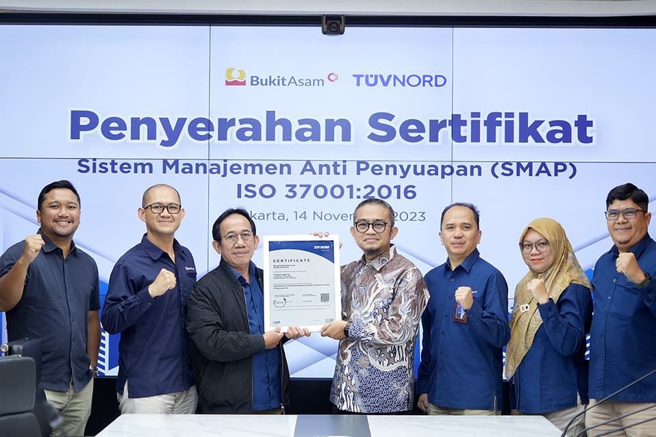 PTBA Sukses Pertahankan Sertifikasi Sistem Manajemen Anti Penyuapan