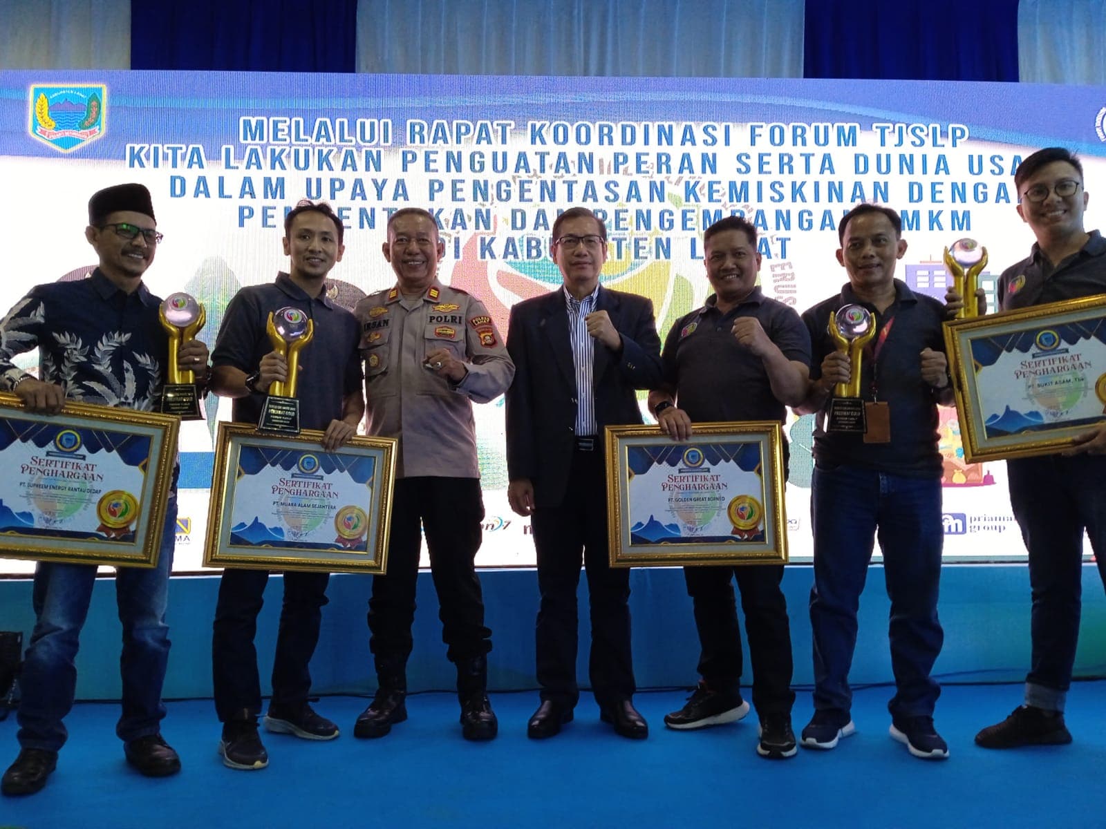 PTBA Raih Gelar Perusahaan Terbaik di Ajang Serelo CSR Award