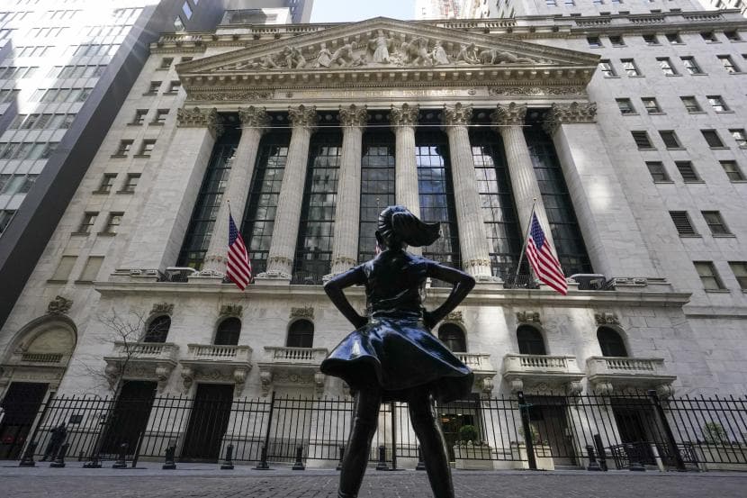 Wall Street Menguat di Sesi Pertama 2022