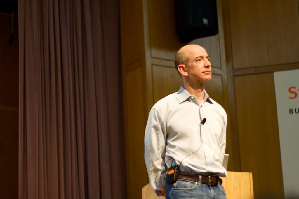 Bezos Dukung Peningkatan Pajak Korporasi AS