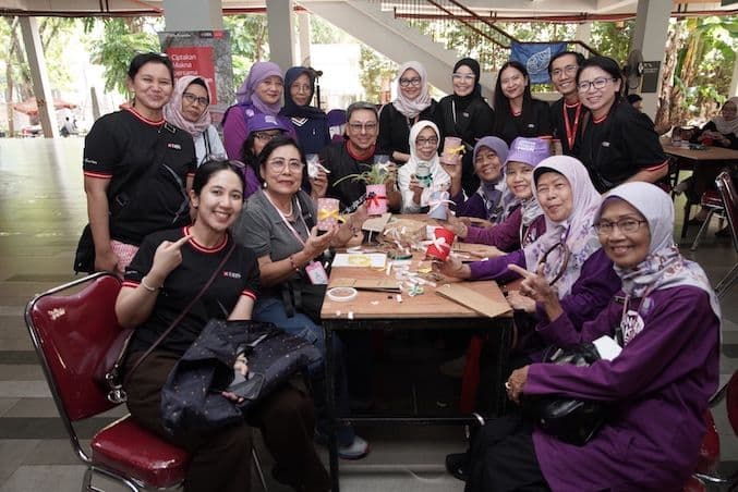 Satu dari 10 Penduduk Indonesia Kini Lansia, Bank DBS Tancap Gas Siapkan Lansia Lebih Mandiri