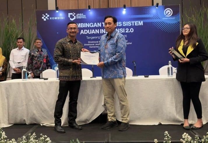 Bongkar Jutaan Konten Ilegal, DANA Diganjar Penghargaan Korporasi Paling Aktif dari Komdigi