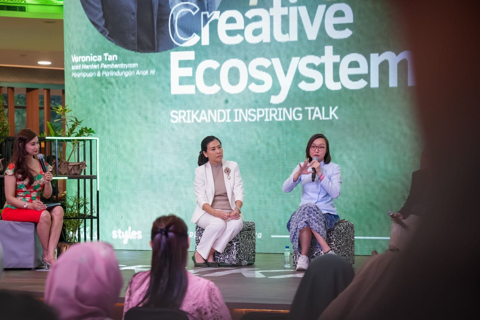 Wamen Ekraf Soroti Pentingnya Peran Penting Perempuan di Industri Kreatif