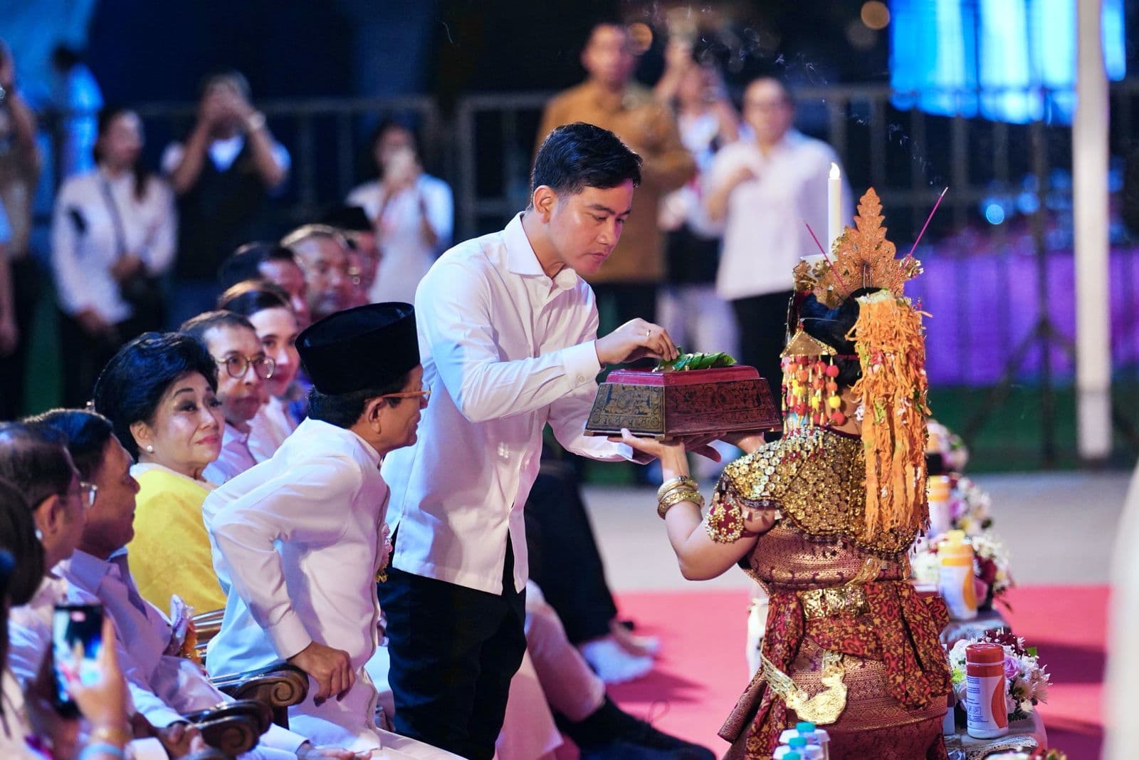 Perayaan Waisak Nasional Simbol Persatuan yang Membawa Kedamaian