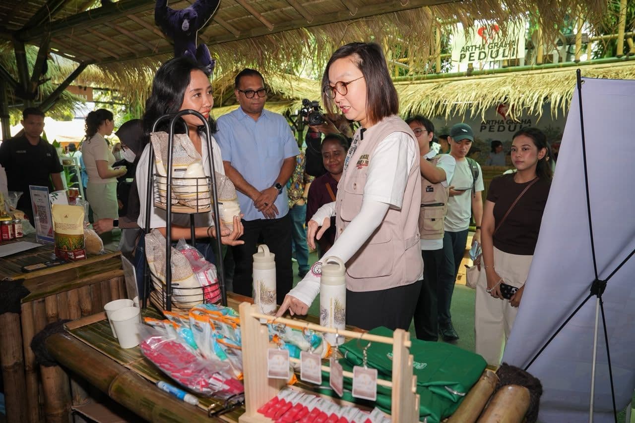Wamen Ekraf Dorong Jenama Lokal Kuasai Pasar Premium Lewat SCBD Park