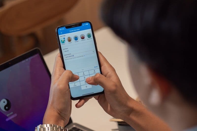 'Makan Tabungan' Makin Nyata, Saldo Rekening Kelas Menengah Terus Menyusut