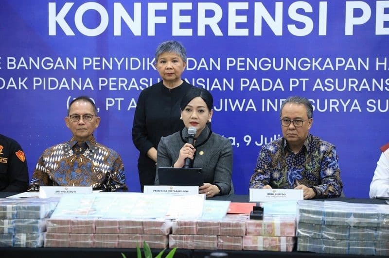 Tak Patuhi Perintah OJK, Pemegang Saham Pengendali Eks AJIS Terancam 6 Tahun Penjara