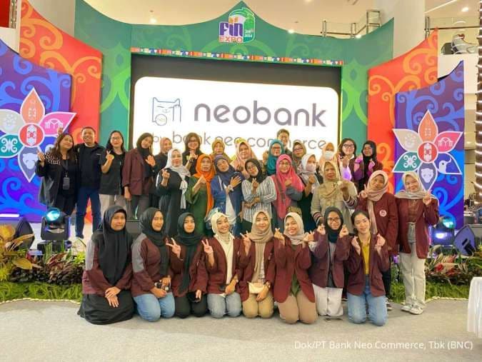 Bank Neo Commerce Jangkau Ribuan Masyarakat di Pulau Kalimantan Melalui 'Neo Keliling'