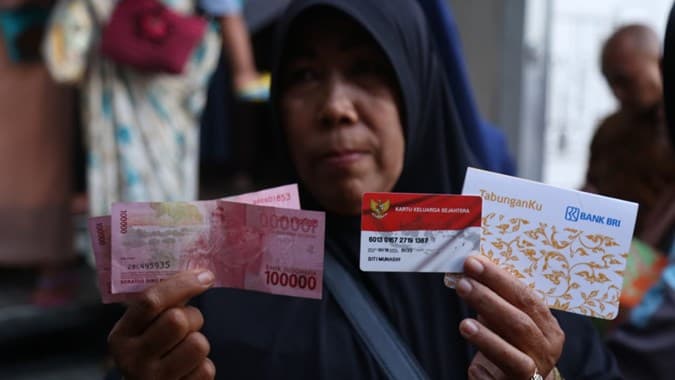 Tahun 2022, Pemerintah Masih Akan Cairkan Bansos Dampak Covid-19