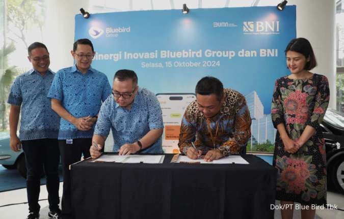 BNI & Bluebird Jalin Kolaborasi Strategis Perluas Adopsi Digitalisasi Pembayaran dengan QRIS di Seluruh Armada Bluebird