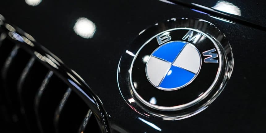 Daimler dan BMW Kerja Sama Pengembangan Kendaraan Otonom