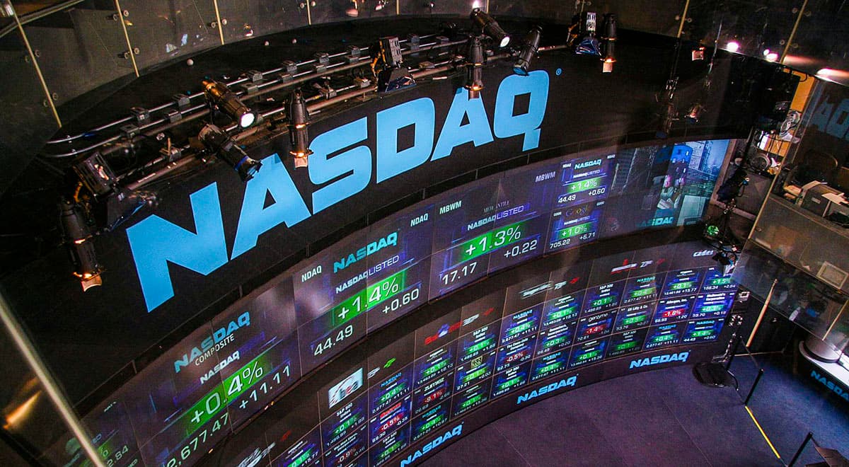 Wall Street Mixed, Nasdaq Capai Rekor Penutupan Baru