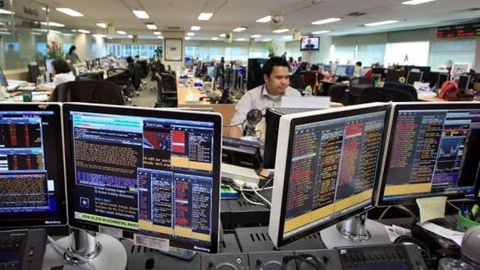 ANALIS MARKET (26/4/2023) : IHSG Diperkirakan Bergerak Sideways dengan Tren Menurun