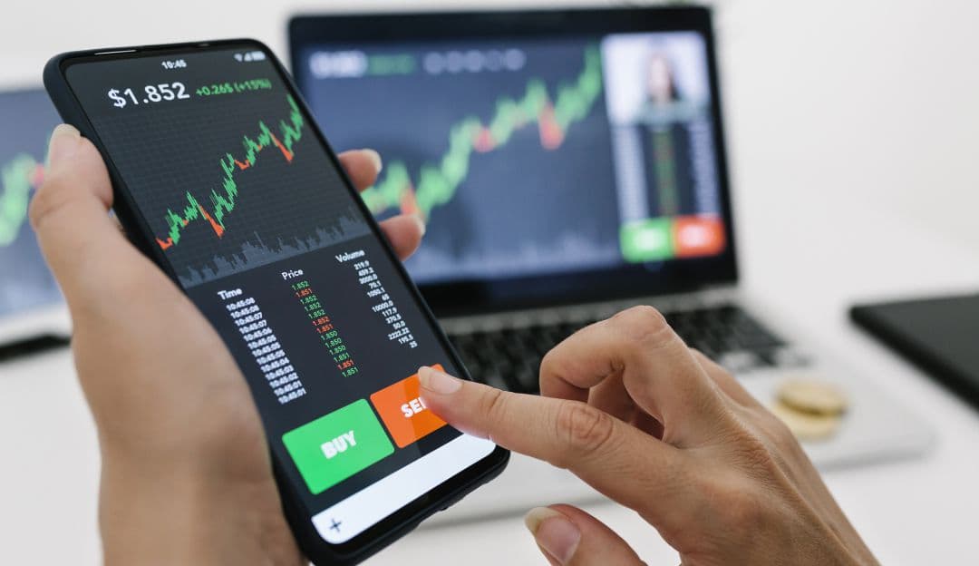 ANALIS MARKET (09/5/2023) : IHSG Diperkirakan Bergerak Sideways dengan Kecenderungan Melemah