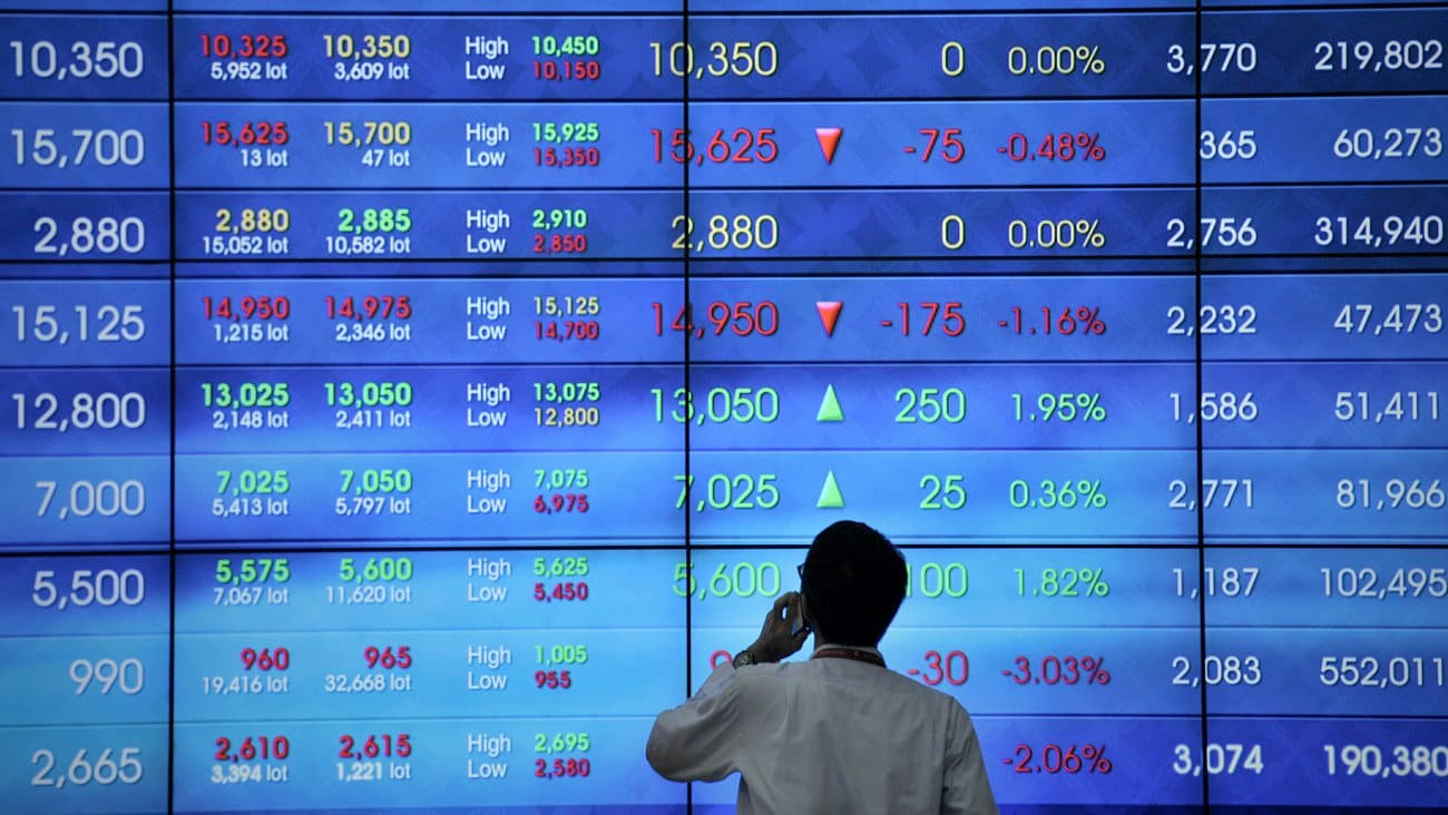 IHSG Turun Tipis ke Level 5.821