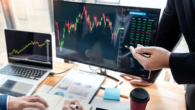 IHSG Berpeluang Rebound, Cermati Beberapa Saham Ini