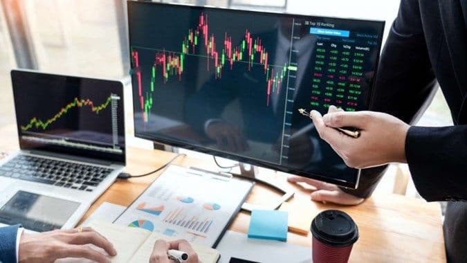 ANALIS MARKET (11/8/2026): IHSG Berpotensi Koreksi Terbatas 
