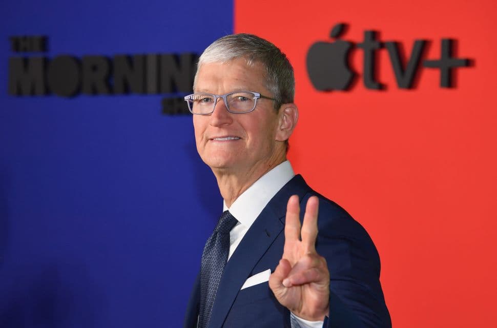 Tim Cook Terima Bonus 5 Juta Saham Apple