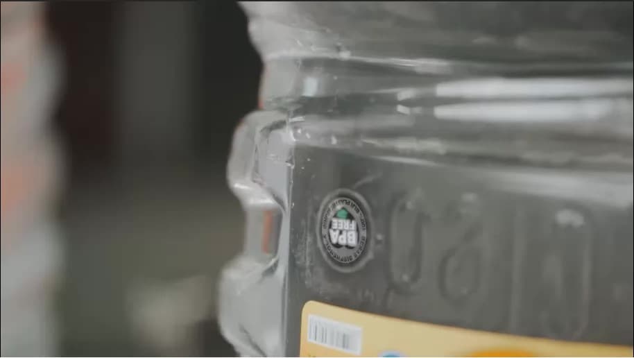 Ingin Semakin Ramah Lingkungan, CLEO Tingkatkan Penggunaan Plastik Daur Ulang