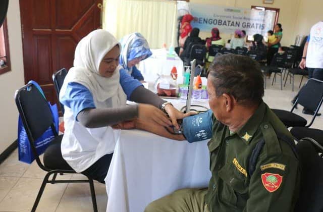 Lippo Cikarang Isi Bulan Ramadhan dengan Pengobatan Gratis