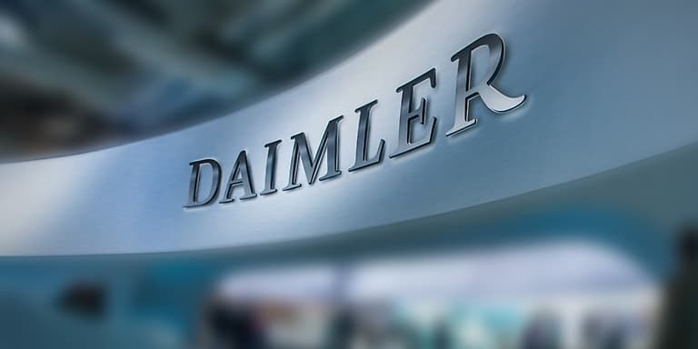 Perolehan Laba Daimler Turun 80 Persen