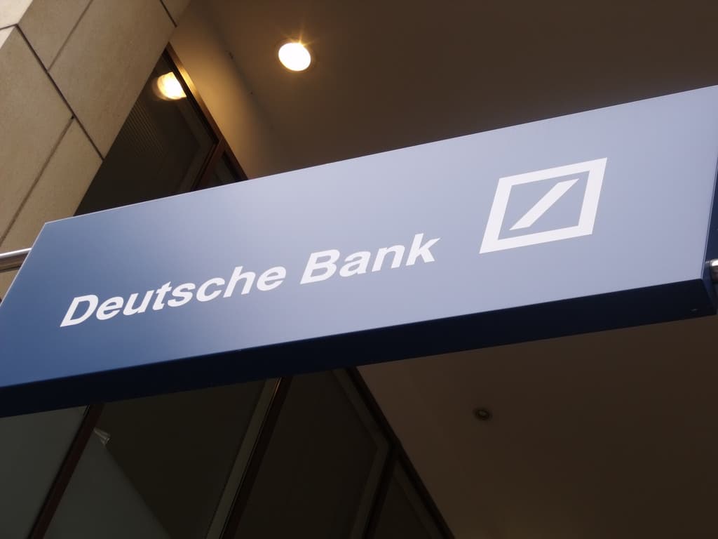 Deutsche Bank Akan Kurangi 7.000 Karyawan