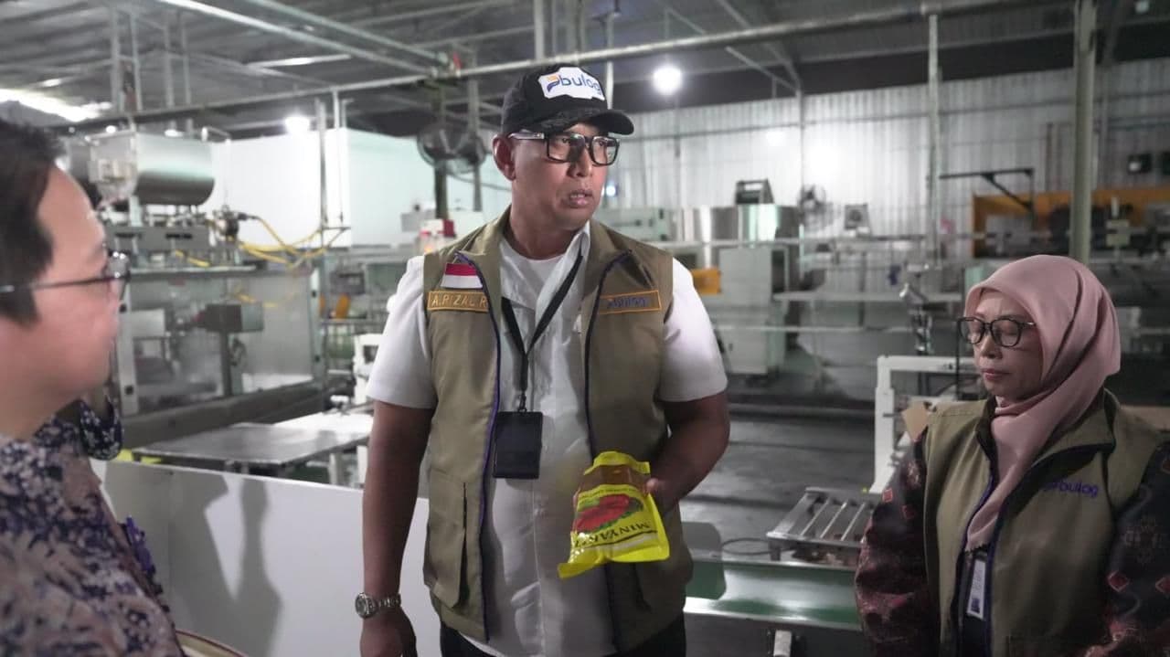 Produk MinyaKita Terindikasi Bau Solar, Bulog Sidak PT KMR