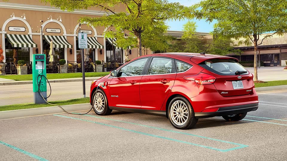 Ford Berencana Investasi Teknologi Mobil Elektrik