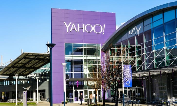 Yahoo Berhentikan 1.000 Karyawan