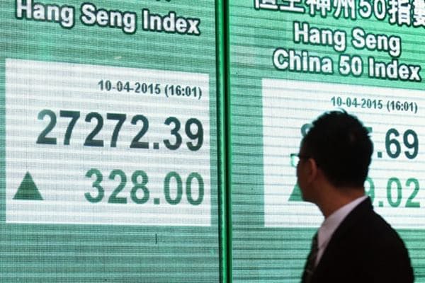 Hang Seng Terangkat 261 Poin