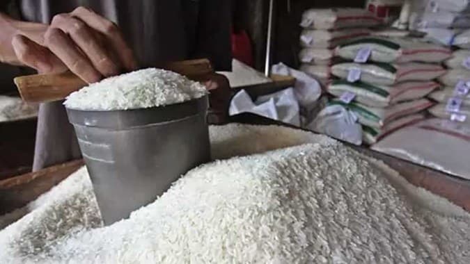 1.000 Ton Beras Bulog Dipasok ke Transmart