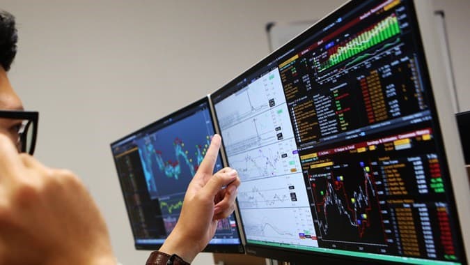 ANALIS MARKET (16/12/2024) : IHSG Diprediksi Bergerak Menuju Support Area