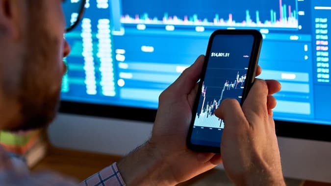 ANALIS MARKET (05/12/2024) : IHSG Diprediksi Menguat