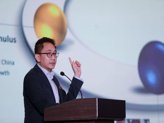 BRIDS Berbagi Ratusan Paket Sembako Bulan Ramadhan di Delapan Kota