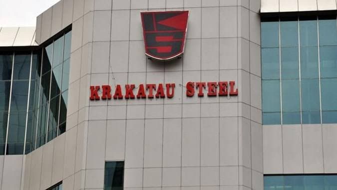 Sambut HUT Ke-53, KRAS Lakukan Bersih-Bersih Jalan di Kota Cilegon
