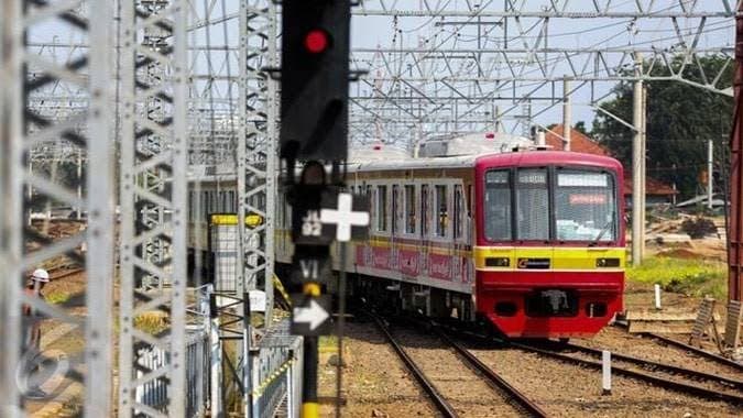KAI Commuter Catat Fluktuasi Jumlah Pengguna Harian Melampaui Prediksi