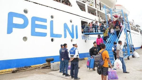 Ekonom Bahana TCW : Penurunan Level PPKM, Angin Segar Pemulihan Ekonomi Kuartal IV