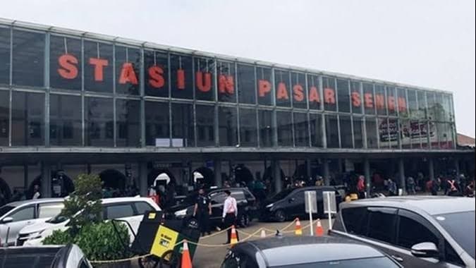 KAI Terus Tingkatkan Fasilitas Stasiun Pasar Senen