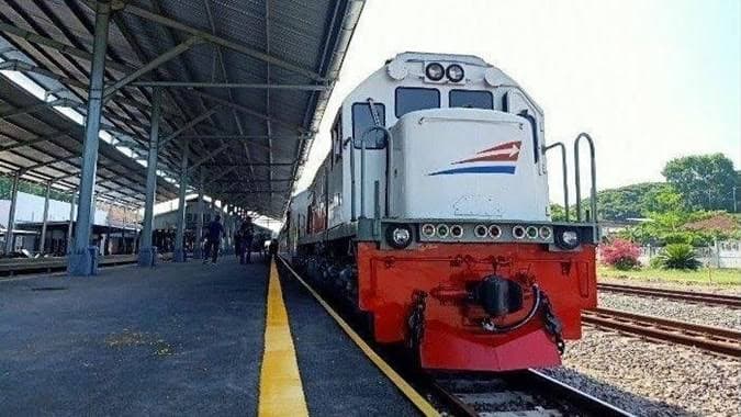 KAI Mohon Maaf atas Gangguan Perjalanan Akibat Banjir