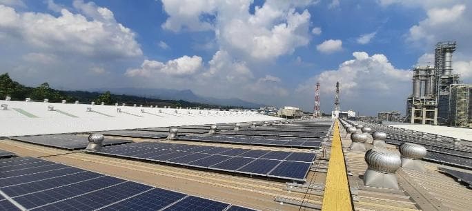 TotalEnergies Rampungkan Instalasi Panel Surya Tahap Kedua untuk TPIA