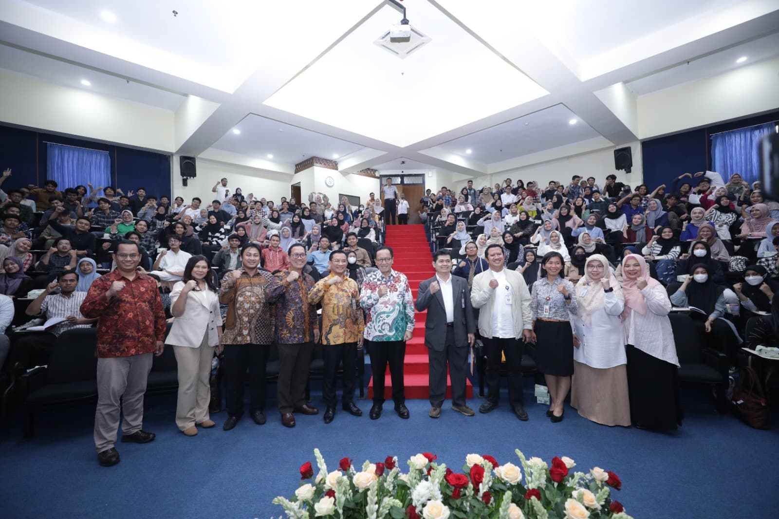 OJK Mengajar di UIN Syarif Hidayatullah Kembangkan Potensi Perbankan Syariah