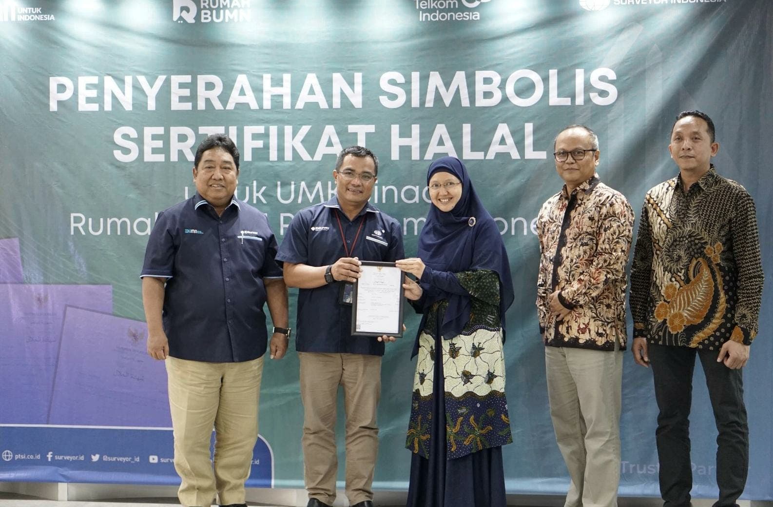 TLKM Dukung Sertifikasi Halal 497 UMKM Binaan