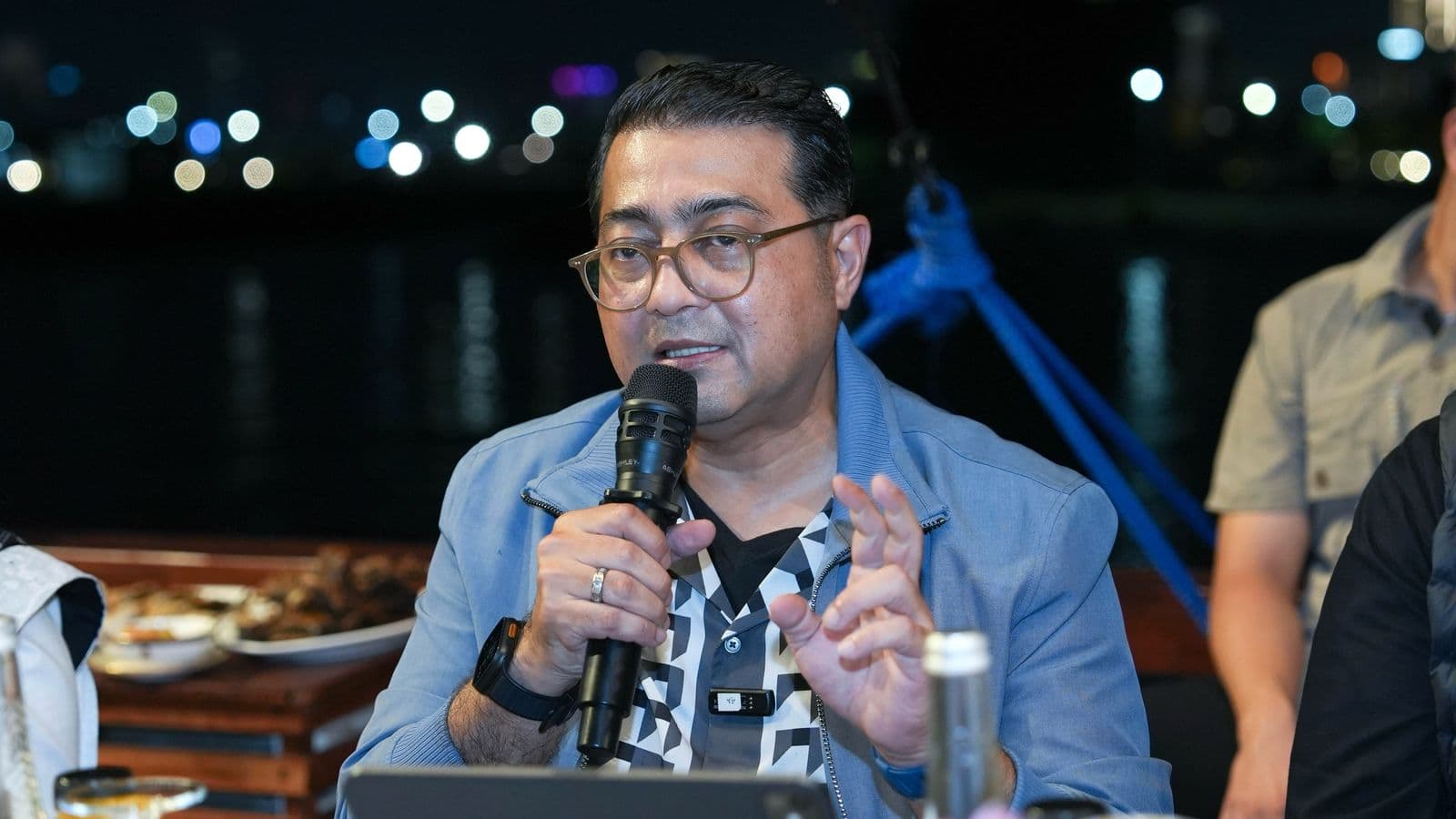 Menteri Ekraf Dorong Kreator Konten di Makassar Ikut Kontribusi Bangun Daerah