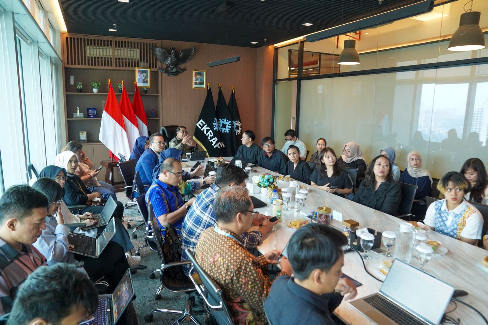 Menteri Ekraf Dukung Penguatan DKV Agar Hilirisasi dan Monetasi Bisa Terhubung