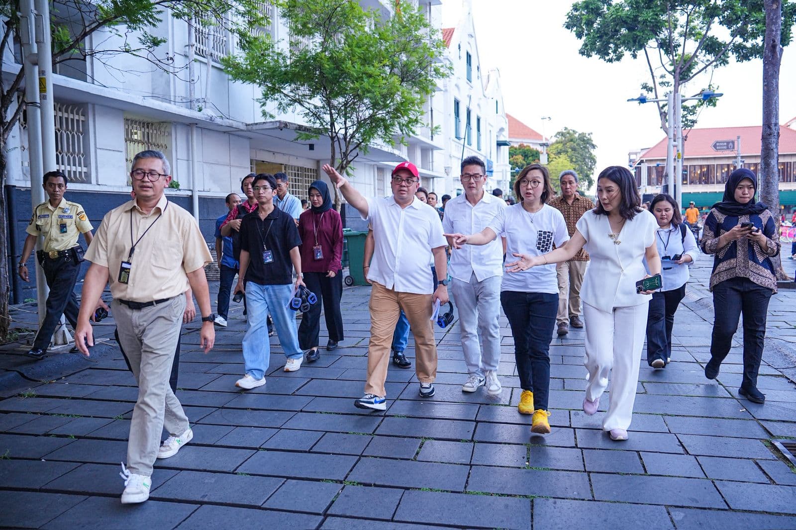 Wamen Ekraf Tinjau Rencana Pemanfaatan Gedung Lama di Kota Tua